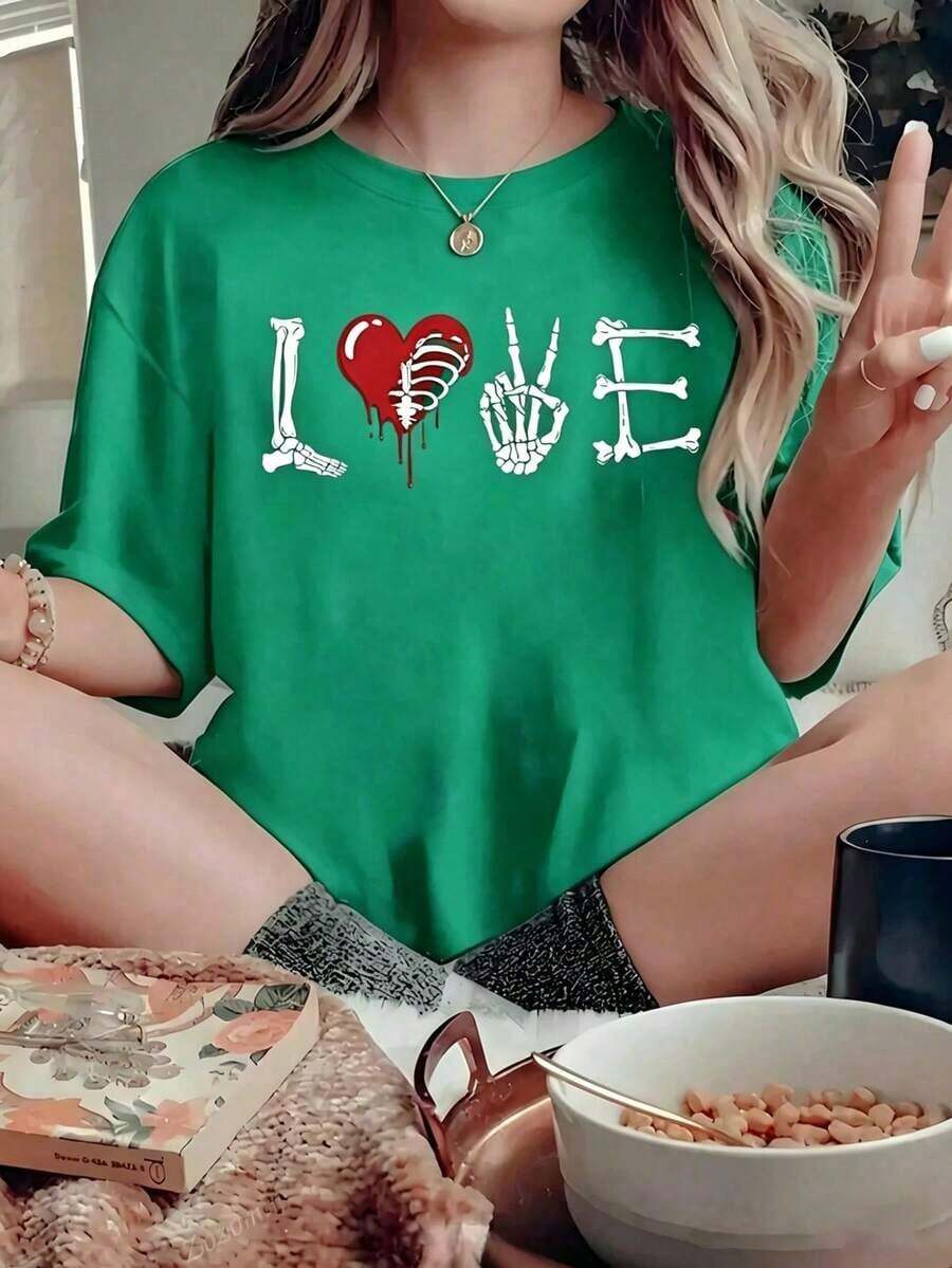 Respirable Playera Negra con Gráfico "LOVE" de Esqueletos y Corazón de Costillas, Camiseta Huesos Góticos Dark Aesthetic, Blusa Holgada Oversize Estilo Grunge Rock, Tops para San Valentín Oscuro, ropa de calor mujer - Verde - Ver 1