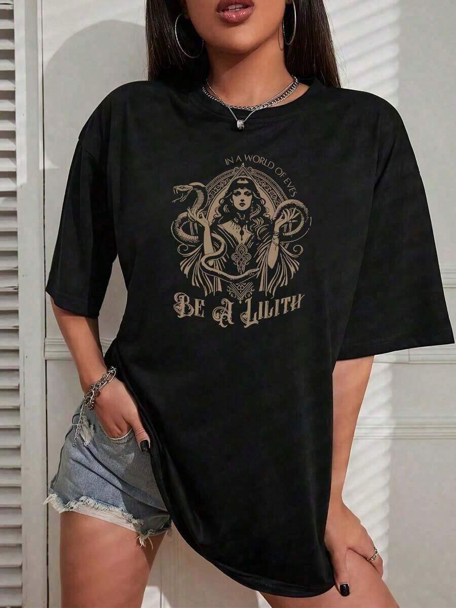 Minimalist, 1 Piece. This Casual Short-Sleeved, Crew-Neck T-Shirt Features A Lilith Goddess Print And Is Perfect For Spring And Summer. Women's T-Shirt, 100% Cotton. Women's Simple Solid Color T-Shirt, Loose And Slim Fit Casual Short Sleeve - 黑色 - 查看 1