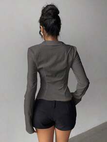 AYYAloruh Camisa de mujer de manga corta con pliegues en la cintura, de color blanco sólido y elegante, versátil, adecuada para ir al trabajo, uso diario, primavera/veranoAYY - Gris - Ver 2
