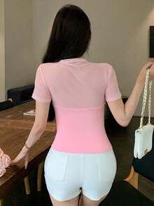 Blusa corta de manga corta de malla transparente elegante y ajustada para mujer, con parches de lunares de malla, ideal para primavera y verano, de uso versátil para San Valentín, boda, fiesta, banquete - Rosa - Ver 3