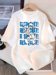 Animated Figure Displaying A Fun And Defiant Attitude With Large Text Expressing Positive Energy And Self-Confidence. Ideal For Showing A Strong Character And Good Humor. Comfortable Casual Women's T-Shirt For Everyday Wear. - 白色 - 查看 3