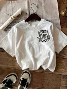 Playera de Mujer con Estampado de Carita Sonriente y Rayo Estilo Grafiti Urbano Manga Corta Corte Regular Casual Suave - Blanco - Ver 7