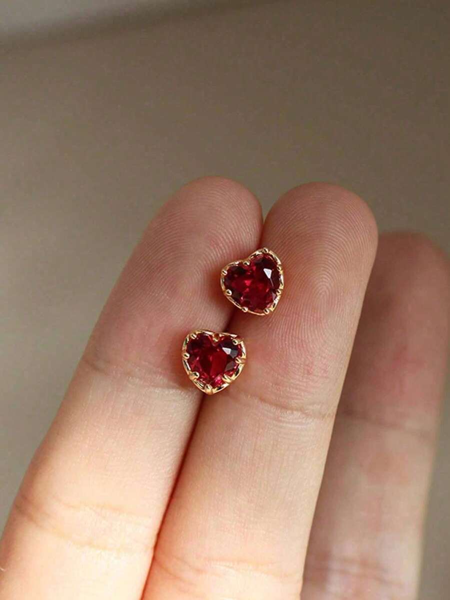 1 Pair Vintage S925 Sterling Silver Red Zirconia Heart Stud Earrings, Elegant Jewelry Gift For Women, Suitable For Party, Date, Wedding, Friendship - Love - View 1