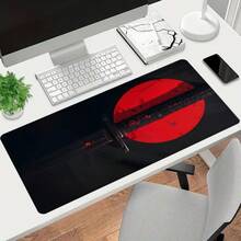 1 pieza Alfombrilla de ratón grande con diseño de sol rojo estilo japonés Katana, Estera de escritorio extendida con estilo Samurai Bushido, Accesorios de escritorio de oficina, Alfombrilla de computadora antideslizante con borde cosido, Base de goma para portátil y teclado, Duradera y resistente a derrames, Regalo ideal para el hogar, la oficina y los gamers - Ver 3