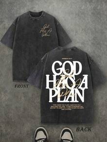 Confeccionada con telas especialmente seleccionadas, esta camisa presenta un estampado exclusivo que combina letras manuscritas y en negrita con un tema religioso vintage de estilo americano deslavado. Es cómoda, fresca, transpirable y agradable al tacto, ideal para el verano. El diseño holgado, de hombros caídos y cuello redondo clásico es sencillo, informal y elegante, lo que la hace versátil. El diseño de fuente simple y sofisticado que combina en la parte delantera y trasera, junto con un fondo gris vintage desgastado, crea un estilo retro minimalista. Exala una sensación de resort vintage, relajada y de alta gama. Perfecta para el transporte diario, la moda urbana, salidas informales y ligeras vacaciones de verano, es una camisa de manga corta para hombre versátil y moderna con una textura excepcional. - Negro - Ver 1