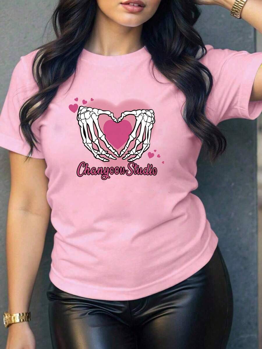 Women's Pink Oversized Summer T-Shirt With "Love You Cherry Much" Phrase And Cherries. Loose-Fitting Round Neck T-Shirt With Printed Text And Cherry Design. - YH437-粉紅色 - 查看 1
