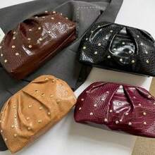1个复古铆钉装饰褶皱手拿包，简约时尚的设计，适合女性日常、派对和其他场合。 - 彩色 - 查看 2