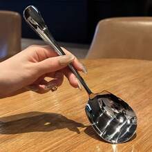 1 pezzo Cucchiaio da portata grande in acciaio inossidabile - Design ergonomico, durevole, grande cucchiaio per minestre, facile da usare per servire, cucinare e mangiare - Robusto, di qualità ristorante, impugnatura comoda, facile da pulire - Visualizzare 5