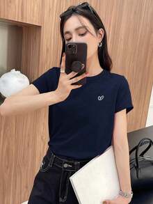 Y2K Style, Fashion Style, Newest 2026, Cute Style, Casual Style, Women's Blouses > Clothing. Women's Short-Sleeved T-Shirt With Embroidered Heart And Letter Design For Valentine's Day, Casual Style For Work, 180g (S-XXXL) - 海軍藍 - 查看 5