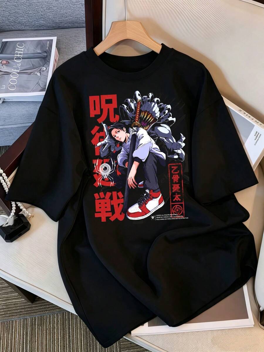 2026-tröja,   Cursed Spirit T-shirt, Svart Röd Anime-tryck Oversized Streetwear Tee Unisex  Grafisk T-shirt,  Casual Anime-tryck Lös Passform T-shirt. Retro K-Pop Idol Bootleg-stil Oversized T-shirt, Vintage Grafiskt Tryck T-shirt, Ledig Lös Kortärmad Topp,  Stan Merch, Streetwear Svart T-shirt för Fans, K-Pop Star Vintage Grafisk T-shirt, Retro Blixttryck Oversized Kortärmad T-shirt, Ledig Rundhalsad Svart Topp, Streetwear-stil Present till Idol-fans, Bekväm Bomullsblandning Lös Passform T-shirt för Kvinnor & Män - Svart - Visa 1