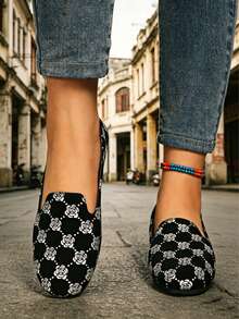 French Quilted Camellia Flat Shoes, Black Suede Loafers, Versatile Commuter Moccasins For Spring & Autumn - Silver - View 9