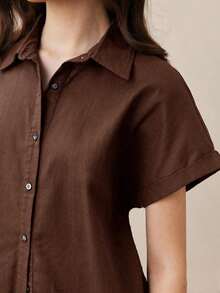 Nueva llegada Camisa casual de manga corta con botones delanteros de unicolor, adecuada para uso diario, primavera/verano - Café integral - Ver 8