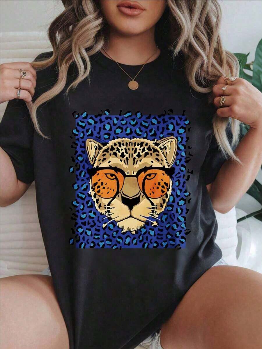 Women's Casual T-Shirt With Vintage Leopard Print And Sunglasses On A Blue Background, Suitable For All Seasons
BlackFashion - 黑色 - 查看 1
