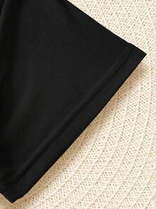 Camiseta manga corta cuello redondo 100% algodón, estampado trendy, tejido ligero y ventilado, estilo moda casual, apta para vida diaria, salidas informales y citas en primavera, verano y otoño - Negro - Ver 3