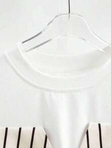 Conjunto de vacaciones para mujer con camisa a rayas de dos piezas falsa - Blanco - Ver 4