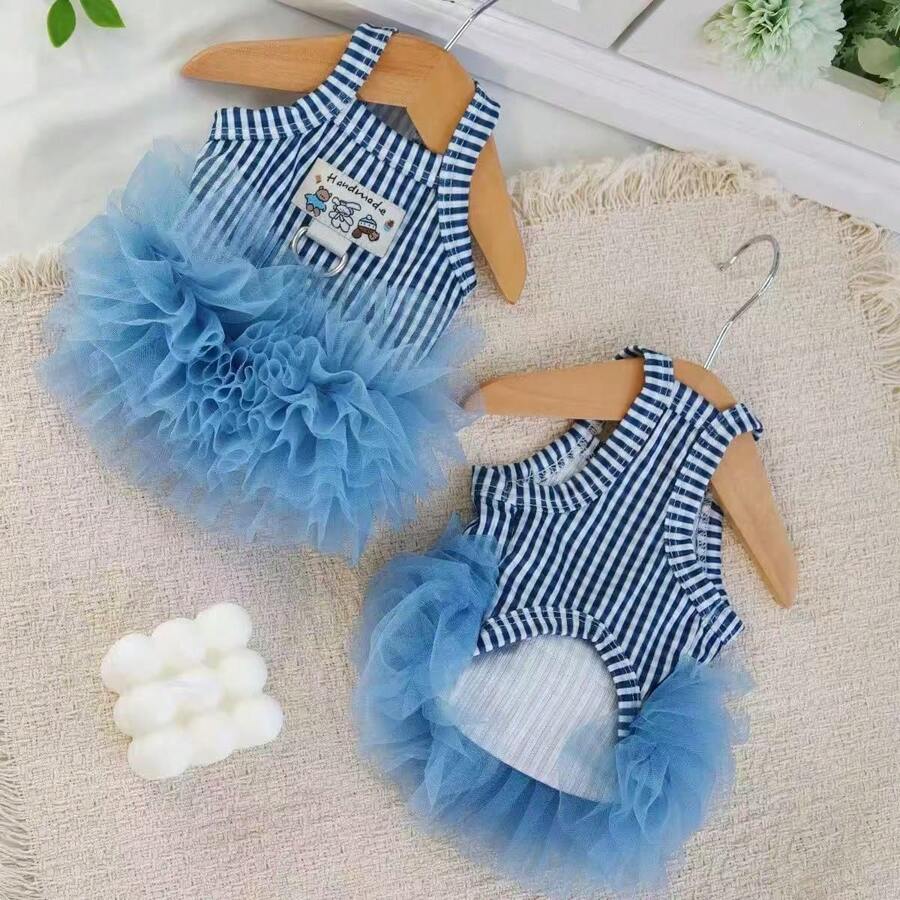 1 chiếc váy xòe kẻ sọc xanh trắng có quả bông, áo vest đeo ngực đa năng kiểu công chúa cho thú cưng nhỏ/vừa. - Màu xanh hải quân - Xem 1