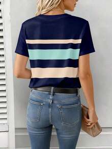 Camiseta de mujer con ajuste regular, diseño clásico de estampado de rayas, diseño elegante, uso diario casual, estampado minimalista de corazón - Multicolor 17 - Ver 2
