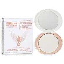 Charlotte Tilbury 无瑕空气感定妆粉 #Fair-Medium，9克/0.31盎司 | 超细轻盈的定妆粉，打造无瑕完美妆容 | 即刻隐匿瑕疵和细纹 | 持久哑光妆效，呈现柔焦效果 | 适合所有肤质 - #Fair - 查看 5