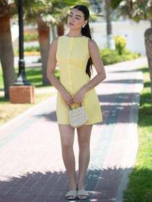 Vestido casual de verano de mujer de mini longitud, de un solo botón, cuello redondo y sin mangas, de unicolor - Amarillo - Ver 6