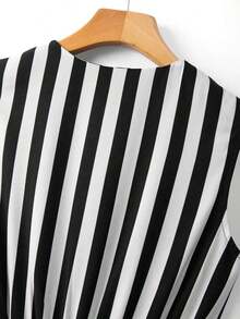 Vestido de línea A con cuello en V sin mangas, estampado de lunares y lazo en la cintura, adecuado para el Día de San Valentín y citas - Blanco y Negro - Ver 6