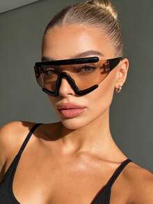 1pc Y2K Futuristic Fashion Glasses, Cyber Punk Style Glasses, Integrated Design For Daily Wear With Futuristic Fashionable Look - Light Brown - View 2