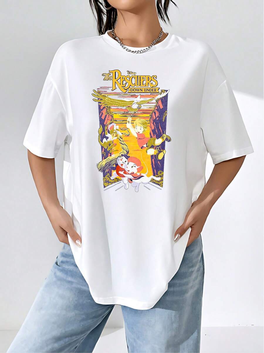 Gráfico que muestra una escena de aventura con personajes valientes volando sobre un águila simbolizando trabajo en equipo y esperanza camiseta de mujer cómoda de manga corta  suave y transpirable ideal para uso diario - Blanco - Ver 1