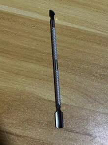 一套不锈钢指甲钳、角质层推棒和去除器，专业美甲沙龙工具，指甲边缘修剪器，指甲锉，适合初学者。耐用美甲工具，二合一不锈钢角质层推棒和去除器，双头不锈钢家用套装。颜色和款式随机。 - A-銀色 - 查看 14
