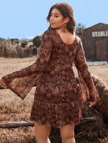 Vestido casual de mujer talla grande con estampado de flores de paisley, parches y mangas acampanadas para vacaciones y playa, vestido de verano bohemio, ropa occidental para mujer - Café integral - Ver 2