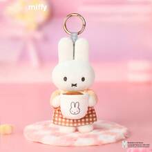Bộ sưu tập Miffy Baking. Mặt dây chuyền dễ thương trong hộp bí ẩn | Búp bê nhồi bông – Móc khóa hình thỏ Miffy đáng yêu - Nhiều màu - Xem 3