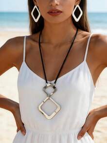 1 Set Classic Minimalist Elegant Jewelry Set, Silver Geometric Cube Pendant Necklace + Earrings, Versatile For Work, Beach, Vacation, Chic Accessories For Women - Silver+Black - View 4