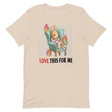 Los amantes del estilo vintage adorarán esta camiseta unisex. Hecha de 100% algodón puro, presenta colores cómodos y un diseño de manga corta y cuello redondo. Esta nueva camiseta de corte ajustado para mujer está diseñada para primavera/verano y es perfecta como conjunto para parejas. - Albaricoque - Ver 1