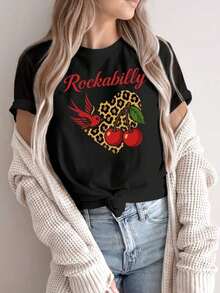 Suave Camiseta deportiva casual para mujer, camiseta de cuello redondo, Rockabilly Cherry Bird, Rock vintage, para amantes de la música, outfit de concierto, nostalgia de los 50, diseño de corazón con estampado de leopardo, retro, rock, top cómodo para todas las estacionesEstampado de concierto de rock |      callejera al máximo |     Algodón puro, transpirable y sin sudor acumulado |     Estampado clásico de bandas de rock para festivales o uso diario |     Estilo retro estadounidense |     Suave, resistente y no se deforma |     Para aficionados a la música o para el uso diario, blusas para mujer elegante - Negro - Ver 6