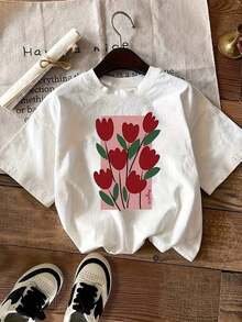 Soft And Comfortable Korean-Style T-Shirt, Casual Summer Wear For Women. Features A  And Artistic Floral Print With Lettering Patterns, A Stylish Short-Sleeved T-Shirt With A Casual Round Neck. Relaxing And Comfortable, Made Of 100% Breathable Cotton. - 白色 - 查看 11