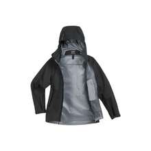 ARC'TERYX Beta SL Men's GORE-TEX Waterproof Jacket, Lightweight Breathable Hooded Hard Shell For Outdoor Hiking Trekking Camping Travel Commuting, Durable Windproof Packable Technical Rain Coat With Helmet-Compatible StormHood And RECCO Reflector - Black - View 4
