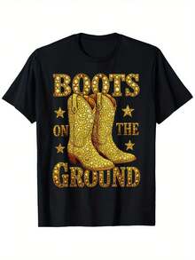 Camiseta Gráfica de Vaquera del Oeste "Boots On The Ground" - 100% Algodón, 180 g/m², Camiseta Negra con Diseño de Botas de Vaquero y Estrellas Brillantes, Corte Regular, Manga Corta, Cuello Redondo, Camiseta Casual para Hombres y Mujeres, Regalo para Halloween, Acción de Gracias, Navidad, San Valentín, Día del Padre, Día de la Madre - Negro - Ver 1