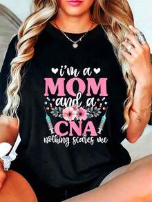Plus Size, Women's Graphic Camisole "I'm A Mother And Home Care Nurse, Nothing Scares Me" - Nursing Theme Clothing With Stethoscope And Syringe Design, Intense Pink Lettering, Comfortable Short Sleeve Crew Neck Camisole, Machine Washable, Mother's Day Gift For Home Care Nurse Moms, Breathable And Comfortable. - 黑色 - 查看 9