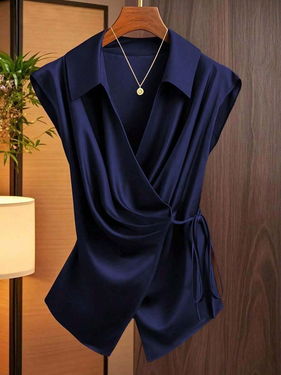 Camisa de mujer con estampado de flores silvestres, cuello, sin mangas, con lazo en la cintura - Azul marino - Ver 1