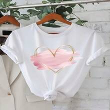 Women's Cute Pink Brush Stroke Heart Print White Cotton T-Shirt, Short Sleeve Round Neck Regular Fit Top for Casual Spring Outfits - Blanco - Ver 1