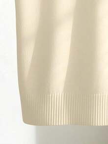 New 2026 Collection: Women's Solid Color Fitted Knit Blouse, Spring/Summer, White, Simple, Casual, With Roll Neck And Raglan Short Sleeves. Solid Color Blouses, Pink Blouses, Baby Pink Blouses. - 淡黃色 - View 5