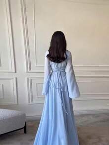 Women's Elegant Asymmetrical Neck Maxi Dress With Flare Long Sleeves And Ruffle Trim, Flowy Fitted Knitted Formal Gown - 天藍色 - 查看 2