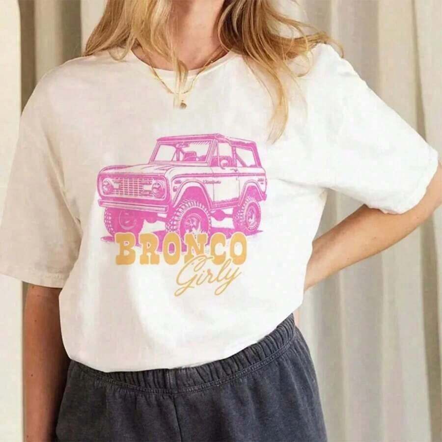 Diseño simple y versátil, camiseta de verano para mujer con estampado de chica Mustang al estilo retro de los 90, estilo vacaciones en la playa, camiseta de manga corta con cuello redondo, moderna y versátil, diseño de estampado completo. Adecuado tanto para hombres como para mujeres. Camiseta de algodón puro. - Blanco - Ver 1