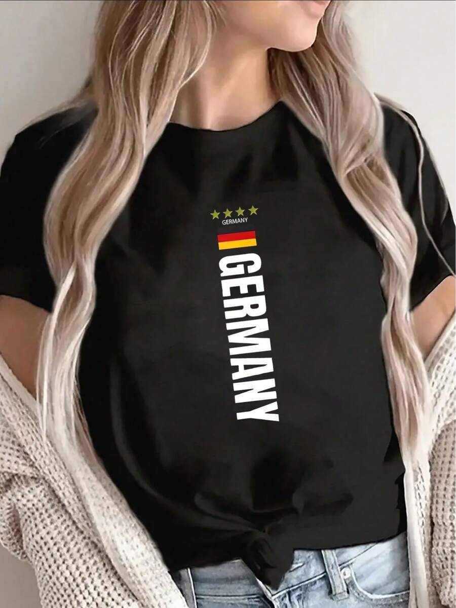 Soft, 100% Cotton Short-Sleeved T-Shirt With A German Flag And Stars Design. Lightweight And Durable, Perfect For Casual Wear At Home Or In A Restaurant. Comfortable Fit For Everyday Use. Breathable Cotton Fabric That Goes With Everything. - 黑色 - 查看 1
