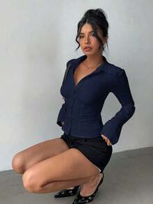 AYYAloruh Camisa de mujer de manga corta con pliegues en la cintura, de color blanco sólido y elegante, versátil, adecuada para ir al trabajo, uso diario, primavera/veranoAYY - Azul marino - Ver 4
