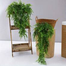 1/4 件混合仿真植物（桉树藤蔓 + 波斯草藤蔓），适用于阳台悬挂/庭院景观/庭院围栏/空白墙面 - 逼真的仿生叶片纹理 + 自然下垂造型 - 还原真实植物的活力 - 采用户外专用防紫外线和防水材料 - 长期放置不褪色、不变形，无需施肥或修剪 - 适用于任何节日：情人节、春季、感恩节、教师节、复活节等，全年可用 - 綠色 - 查看 5