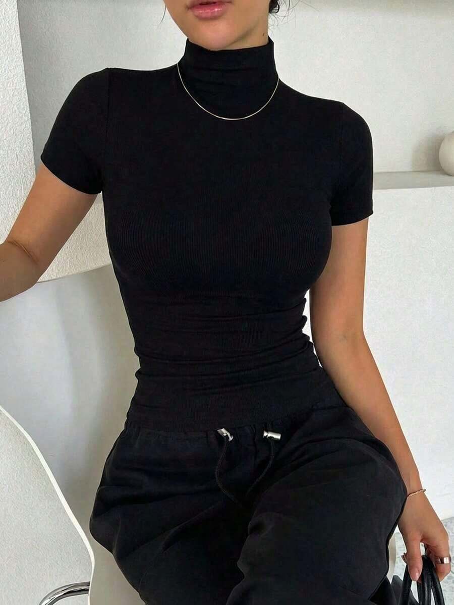 Camiseta negra de manga corta, ajustada, de cuello alto y unicolor, para uso diario y casual en verano - Negro 2 - Ver 1