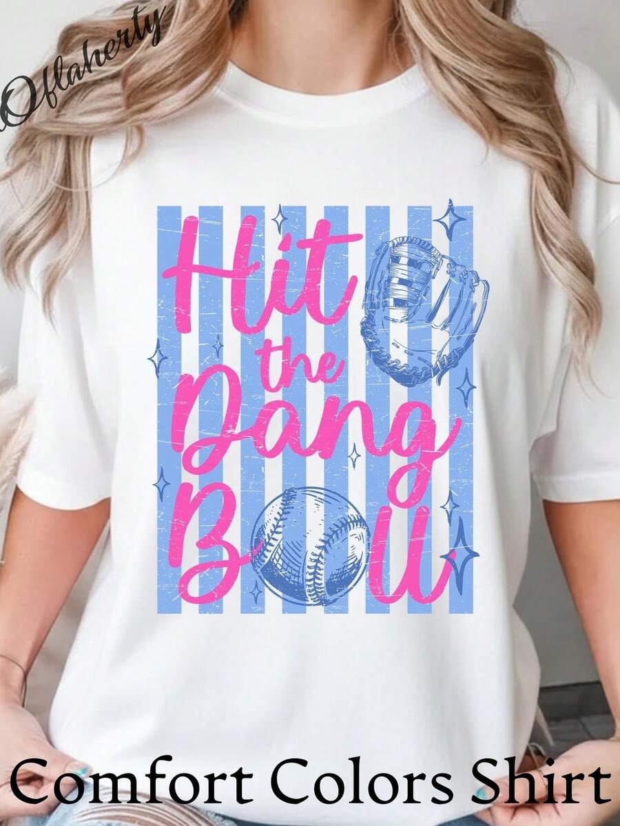 Camiseta Hit The Dang Ball, camiseta de béisbol de moda, camiseta de mamá de béisbol, camiseta de temporada de día de juego de moda. Camiseta unisex de algodón puro de 220 g. Peso ideal para todas las estaciones, adecuada para hombres y mujeres. Tejido duradero de alta calidad, suave al tacto y de larga duración. Parte superior transpirable. Adecuada para la primavera y el verano de las mujeres, vacaciones, Día de la Madre, Día de la Independencia. - Blanco - Ver 1