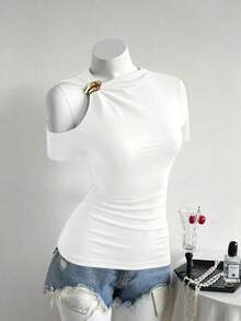 Camiseta de moda de manga corta para mujer de unicolor con recortes calados y decoración metálica - Blanco - Ver 5