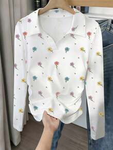 Camiseta blanca de manga larga para mujer con estampado de cerezas rojas dulces, cuello polo, cintura ajustada.Perfecta para el otoño.Nuevo estilo, camiseta de moda.Regalo para vacaciones, regalo para hermanos, regalo para hermana, regalo para mamá, regalo para el Día de la Madre.Informal, minimalista, top con estilo. - Blanco 4 - Ver 4