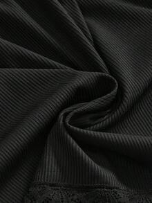 Conjunto de pijama casual de camiseta de tirantes acanalada y shorts con encaje - Negro - Ver 4