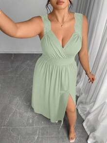 Elenzya Vestido línea A con cuello en V, contraste de encaje, tirantes finos y abertura para tallas grandes - verde menta - Ver 3